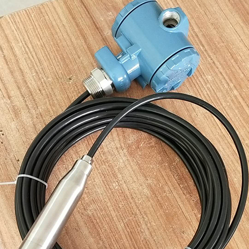 投入式液位变送器